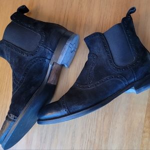 Gucci women's chelsie boots size 41.5